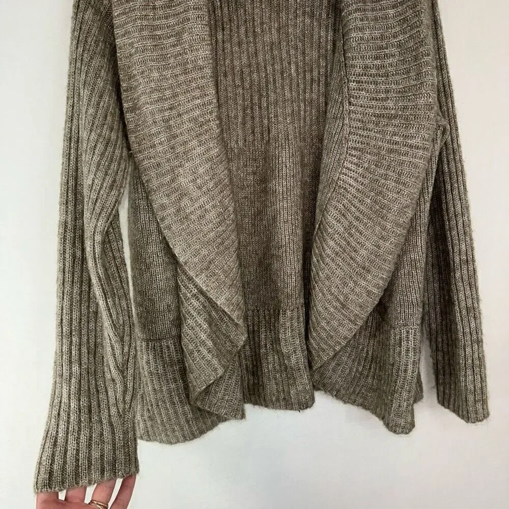 Chico’s Wool Mohair Blend‎ Tan Cardigan Sweater Womens Large Modern Cozy Casual